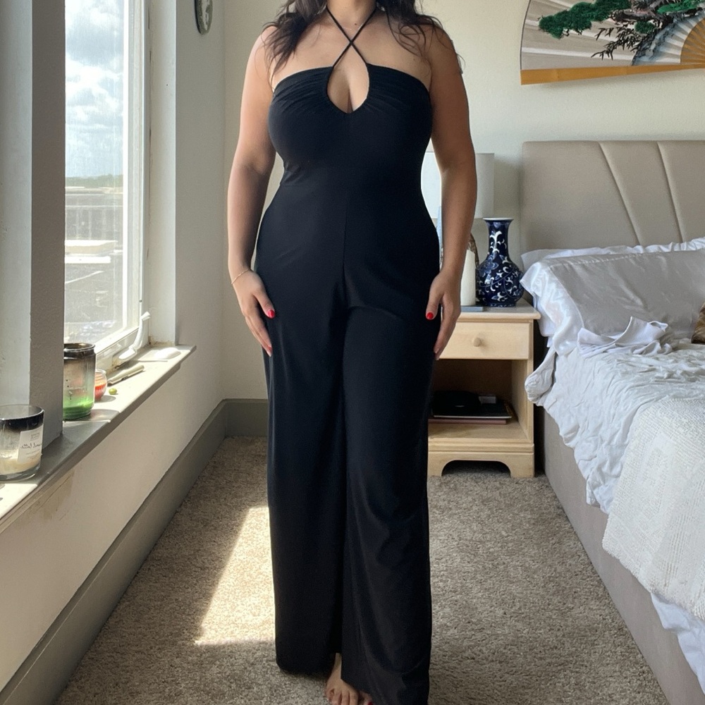 Black Stretchy Neck-tie Jumpsuit